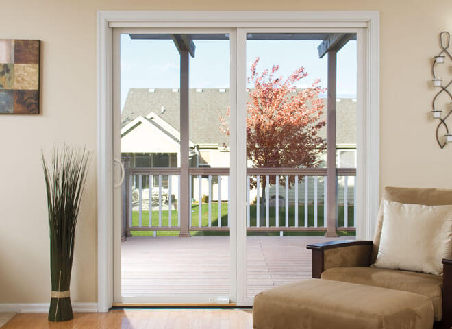 White aluminium sliding patio door